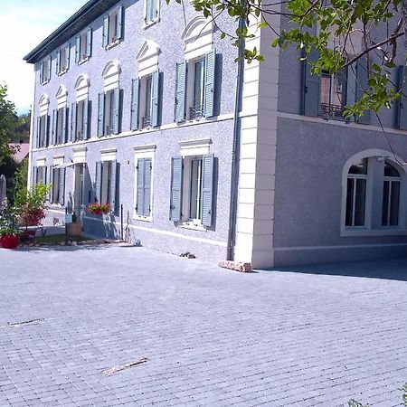 A Deux Pas Du Rheby Otel Villebois Dış mekan fotoğraf