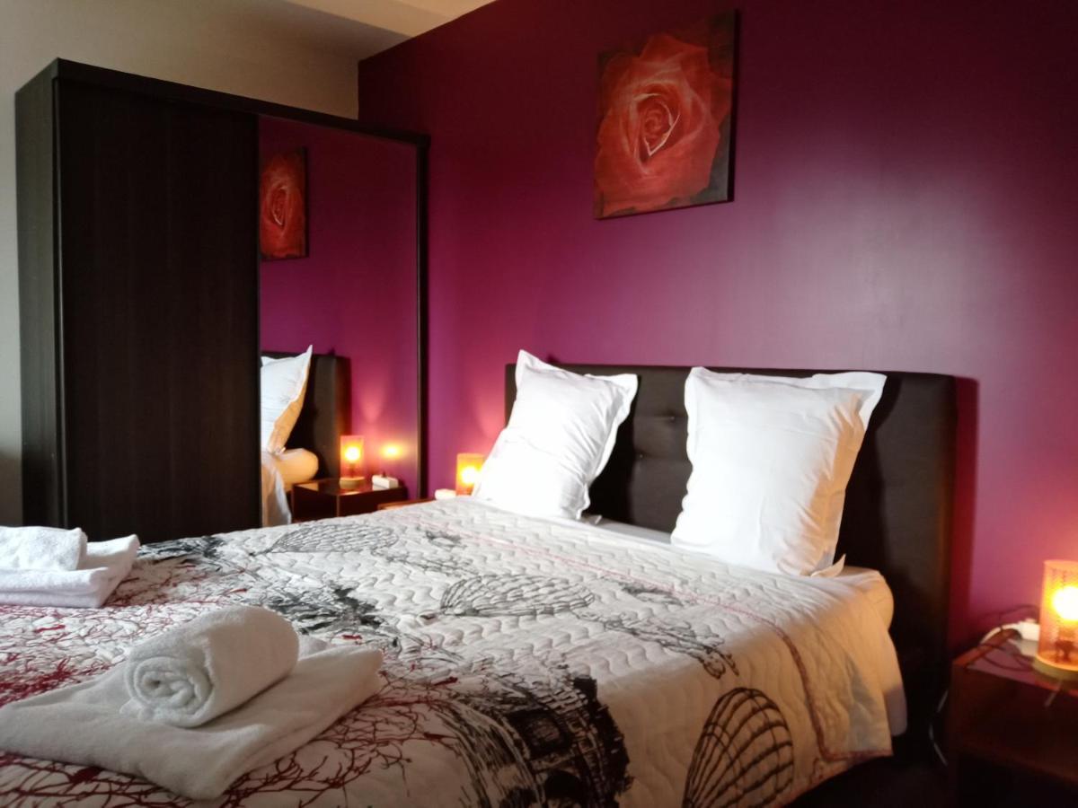 A Deux Pas Du Rheby Otel Villebois Dış mekan fotoğraf