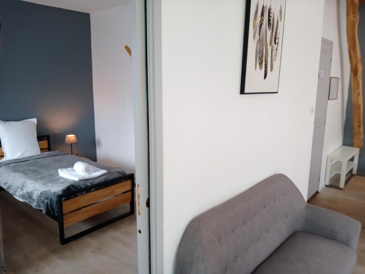 A Deux Pas Du Rheby Otel Villebois Dış mekan fotoğraf
