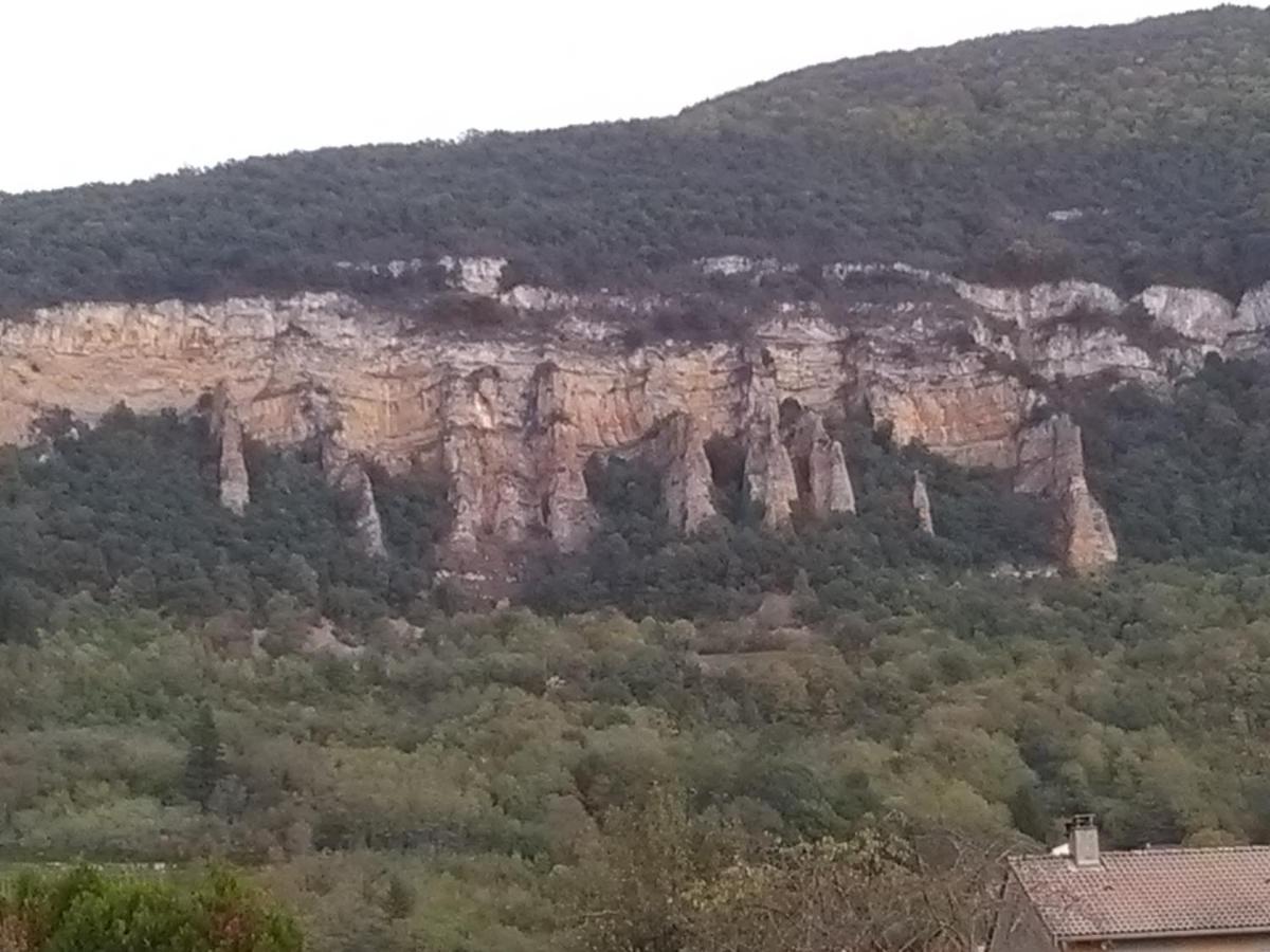 A Deux Pas Du Rheby Otel Villebois Dış mekan fotoğraf
