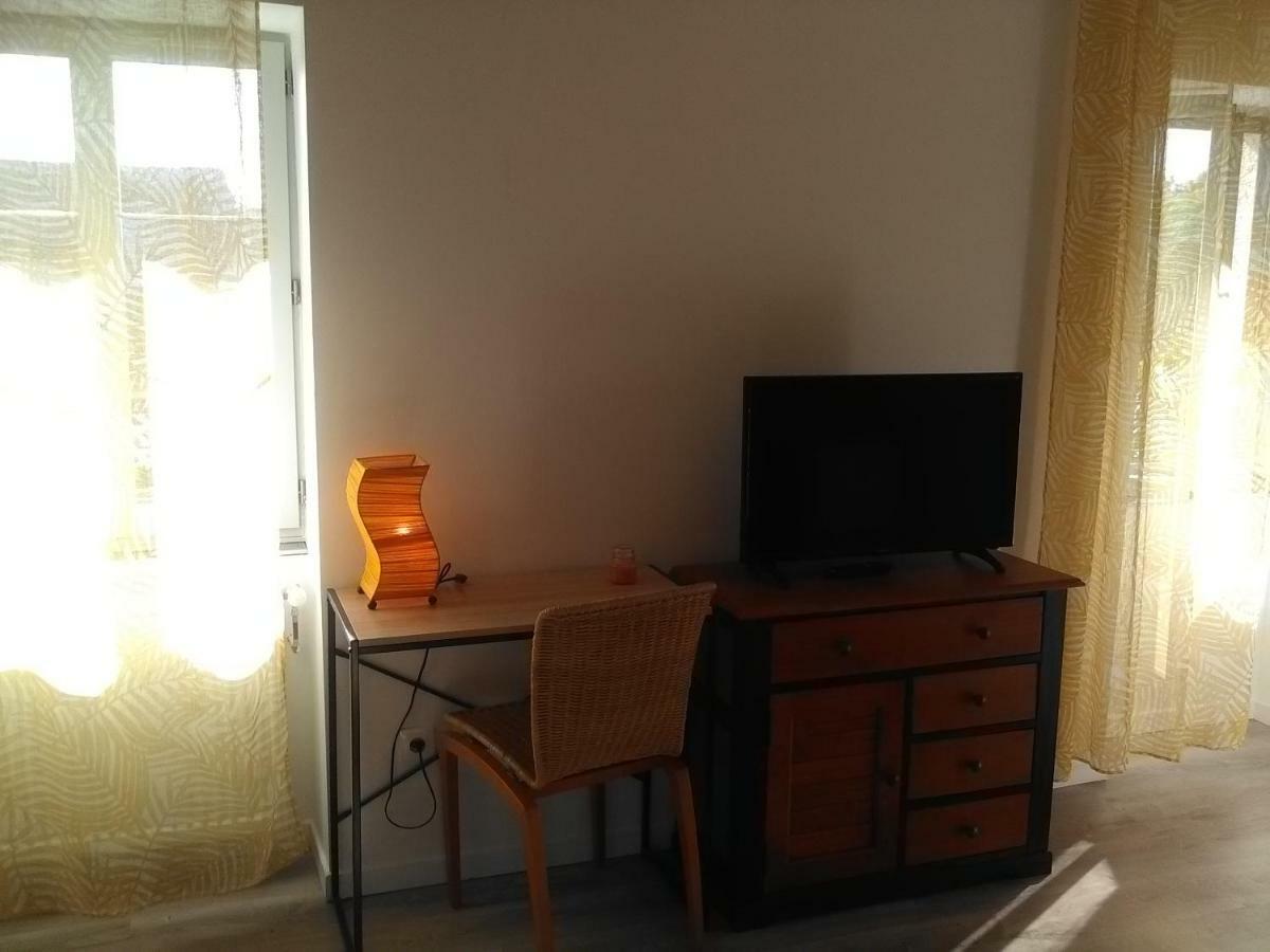 A Deux Pas Du Rheby Otel Villebois Dış mekan fotoğraf