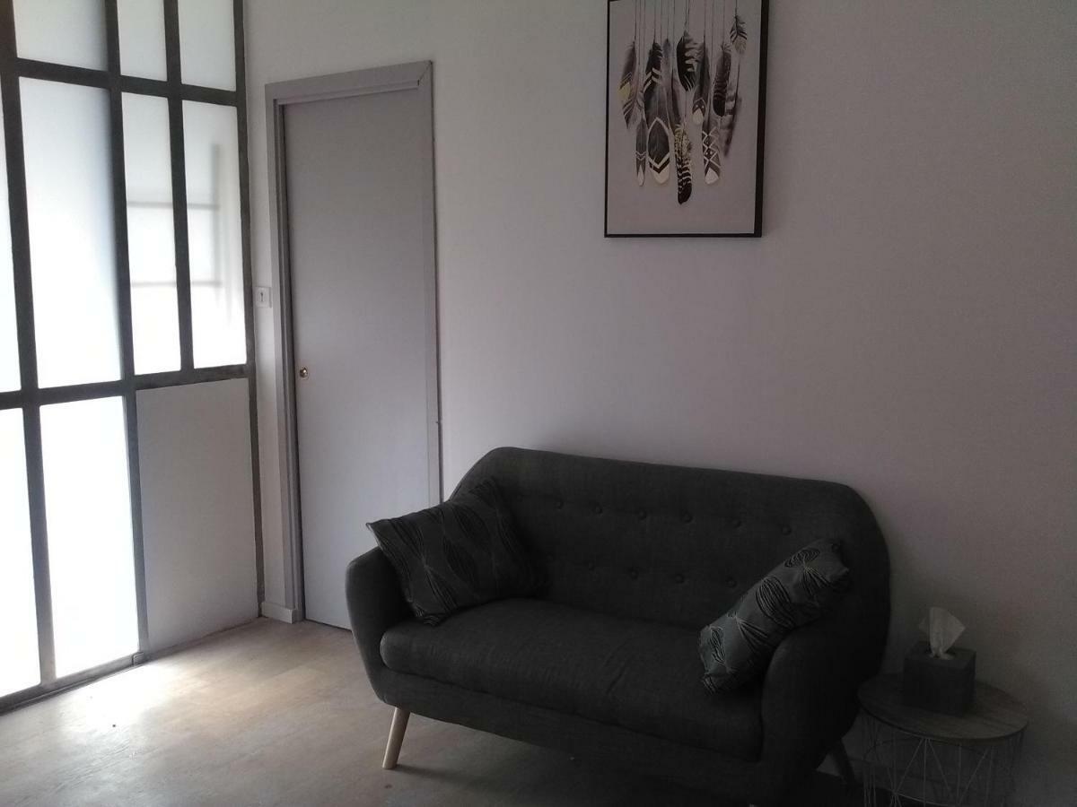 A Deux Pas Du Rheby Otel Villebois Dış mekan fotoğraf